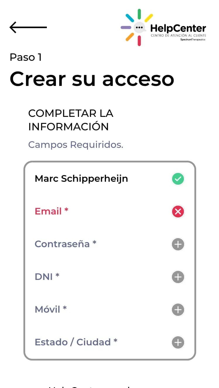 A plataforma foi desenvolvida como uma solução para vários países e em vários idiomas, com formulários variáveis e validação por país, para alinhamento aos diversos requisitos regulatórios locais.